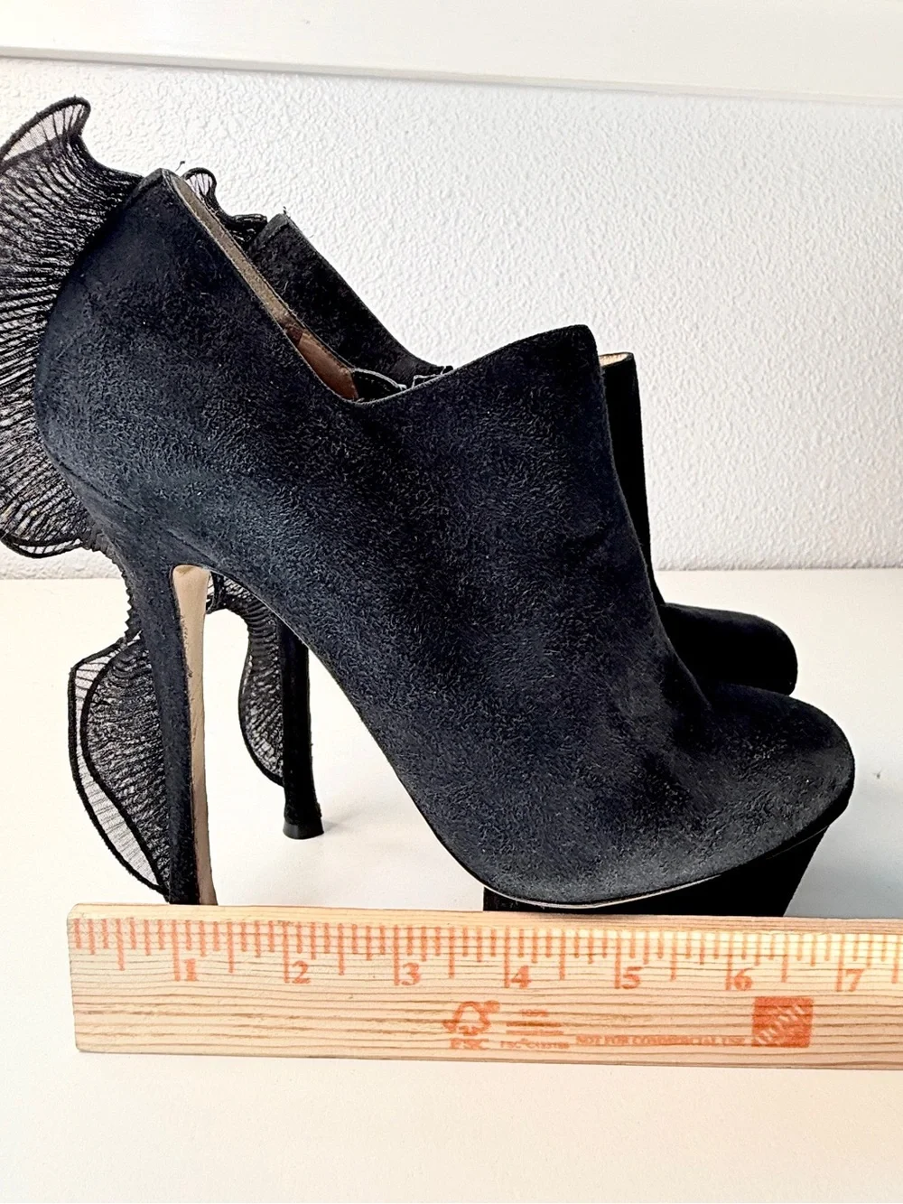 Nicholas Kirkwood Black Suede Ruffle Heel Platform Booties Size 38 With Dustbag